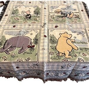 Classic Pooh Daisy Chains Woven Tapestry Throw Blanket 46x67 Disney USA 1990s